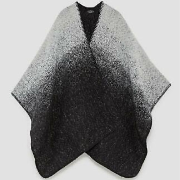 Zara Accessories Two Tone Jacquard Poncho M - Picture 1 of 8